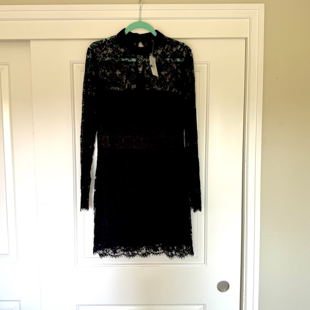 Forever 21 lace dress